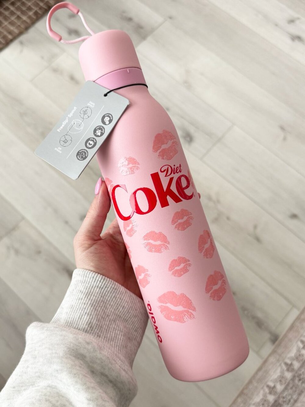 Owala "Diet Coke Kisses" Owala FreeSip Twist - Limited Edition Target
